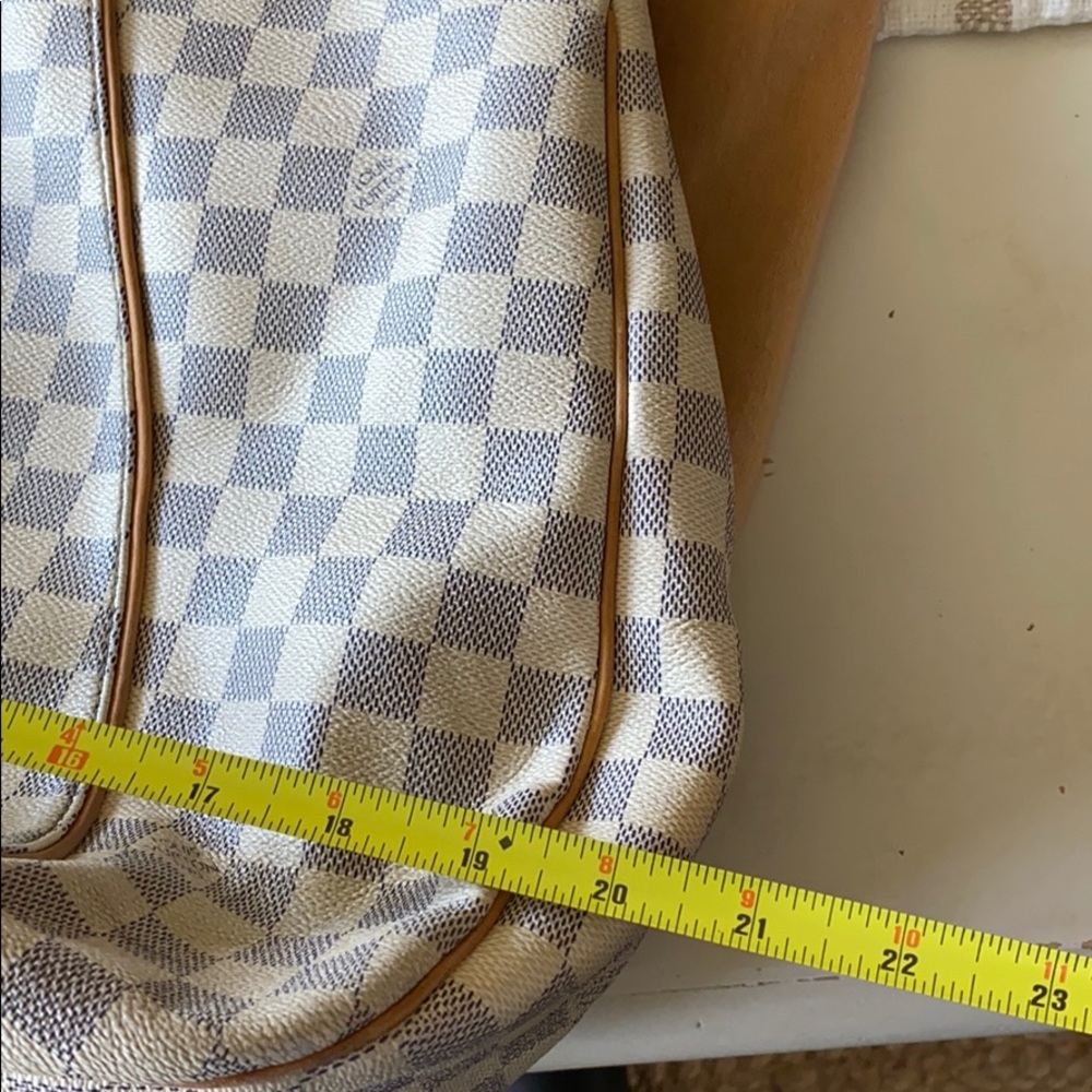 Louis Vuitton Galleria GM - Picture 3 of 16